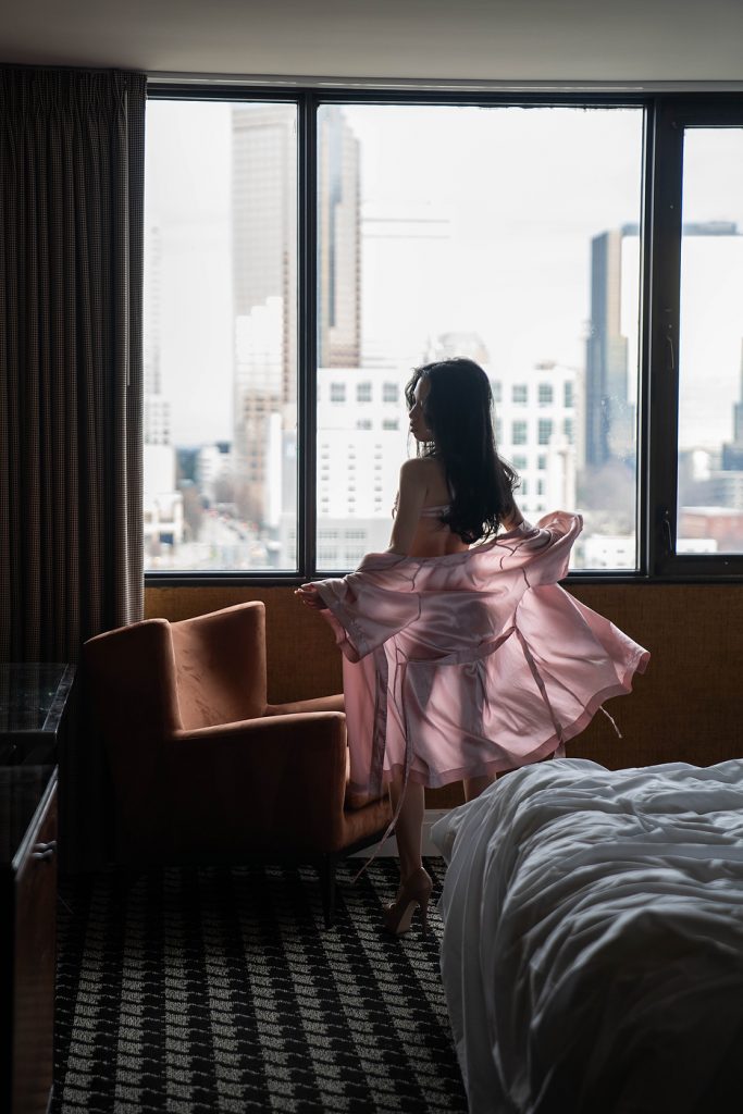 kimono robe for boudoir shoot