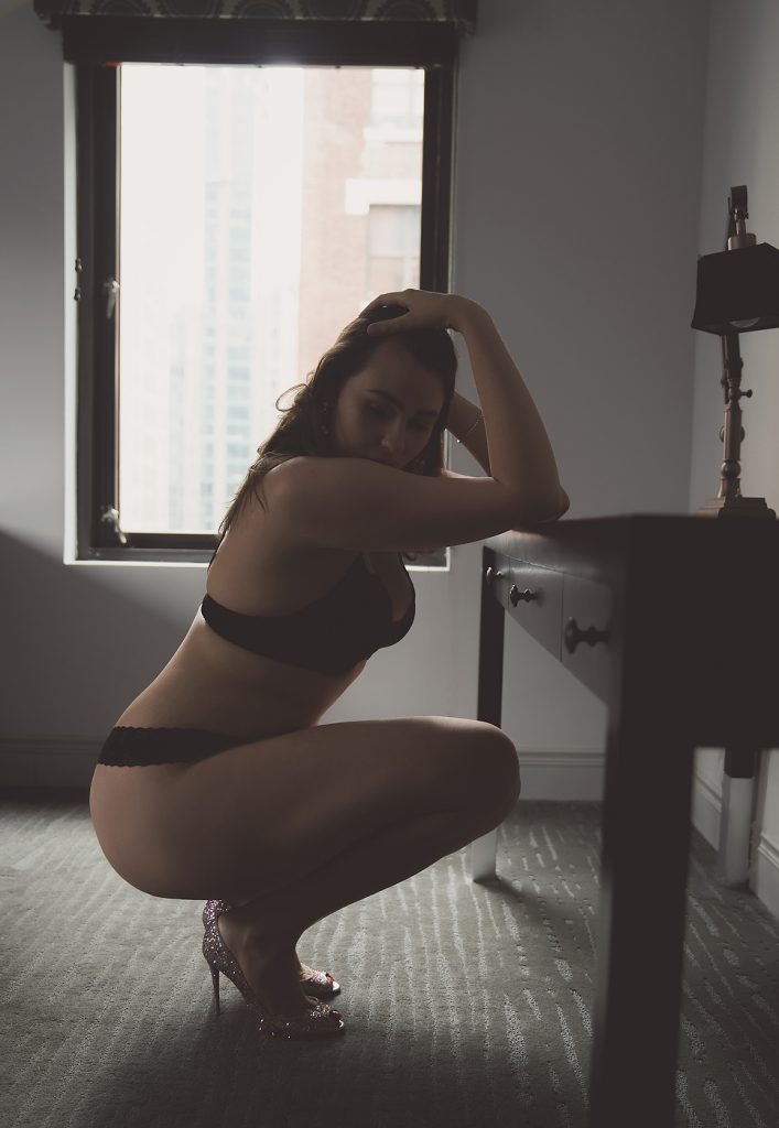 How Boudoir Photography Can Help Women Stop Comparing Themselves to Others