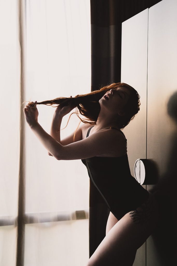 Timing Your Photoshoot for boudoir