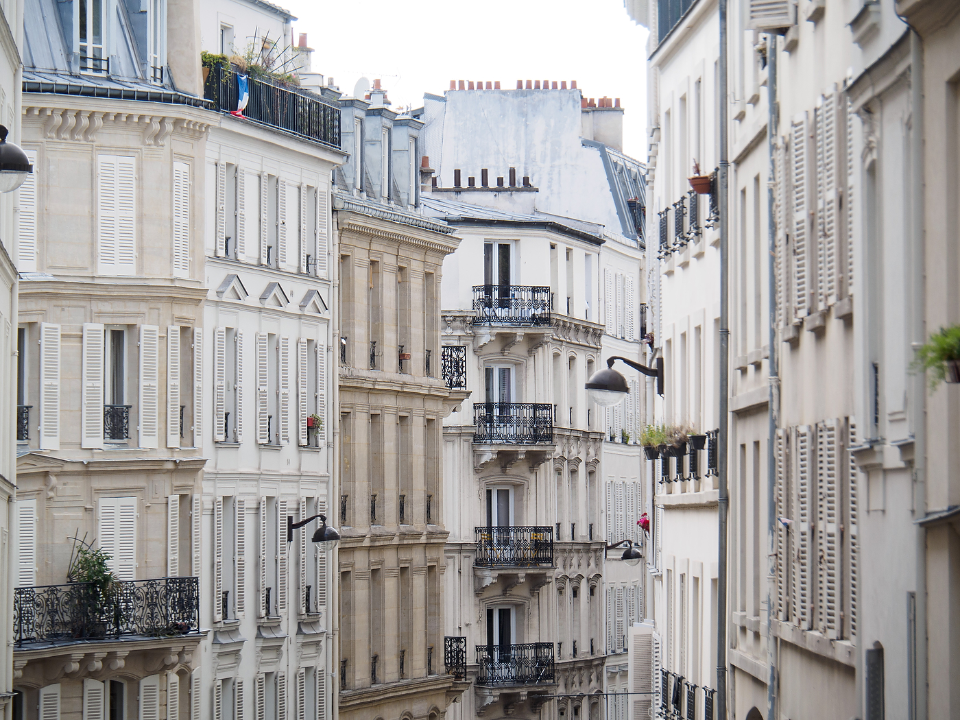 Top 5 Favorite Paris Lingerie Boutiques to Shop Before Your Boudoir Session