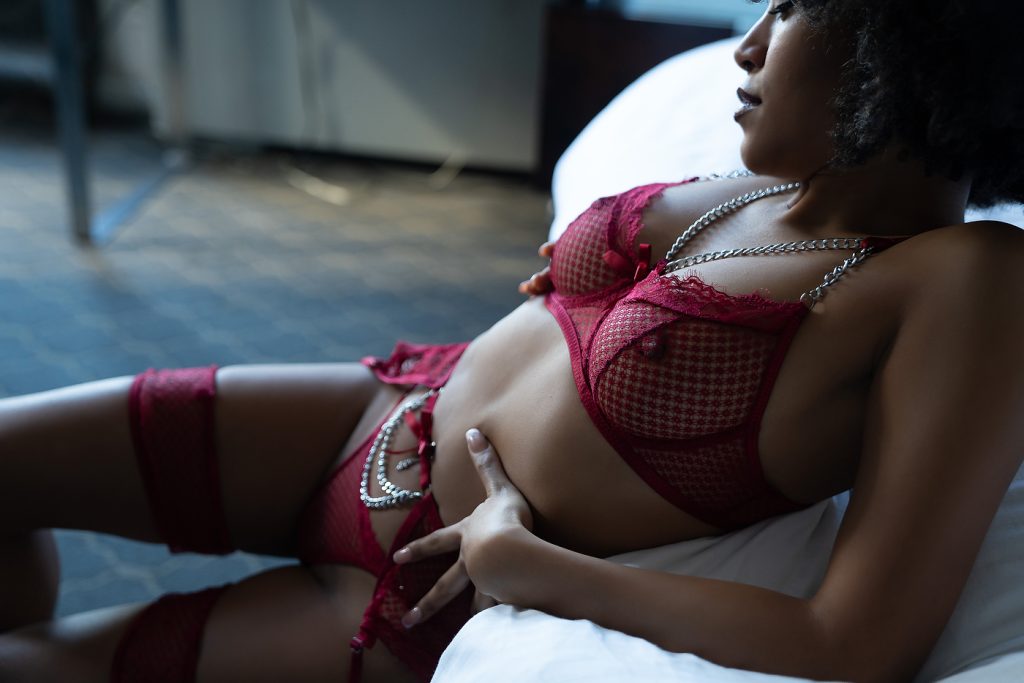 What to Wear to a Boudoir Shoot | charlotte nc