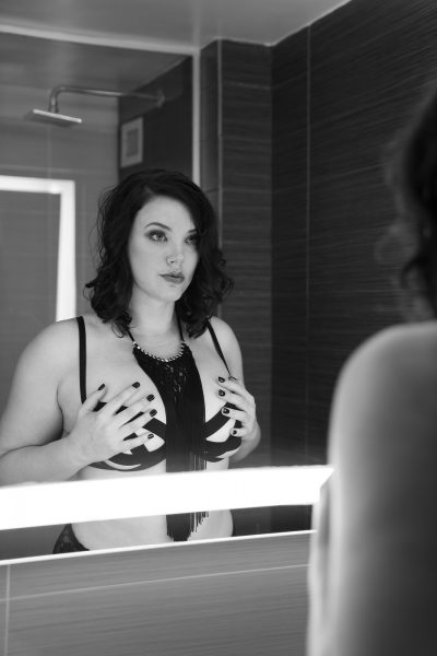 couture boudoir® Why every woman should do a boudoir shoot